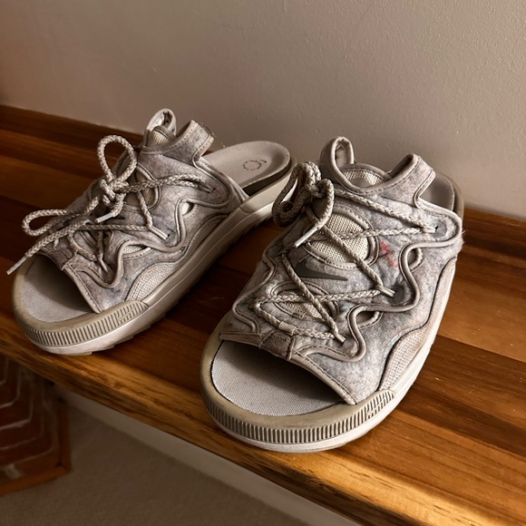 Nike Offline 2.0 Slides - Picture 2 of 4